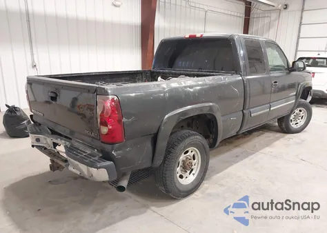 2005 Chevrolet Silverado 2500Hd Lt z USA, uszkodzony, nr VIN 1GCHK29U55E143292